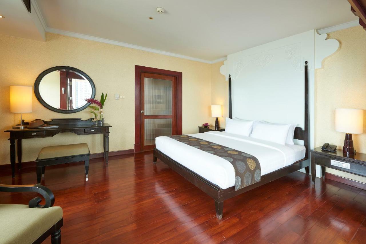 Long Beach Garden Hotel & Pavilions Pattaya Exterior photo