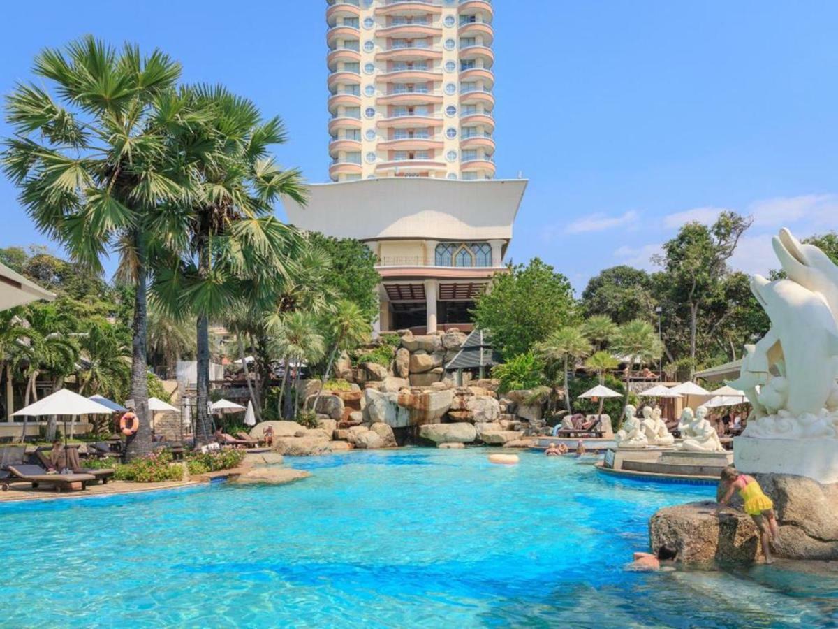 Long Beach Garden Hotel & Pavilions Pattaya Exterior photo