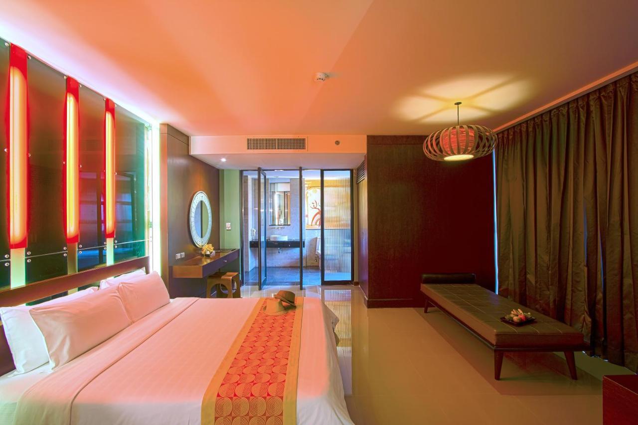 Long Beach Garden Hotel & Pavilions Pattaya Exterior photo