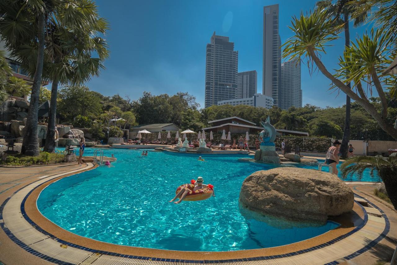 Long Beach Garden Hotel & Pavilions Pattaya Exterior photo